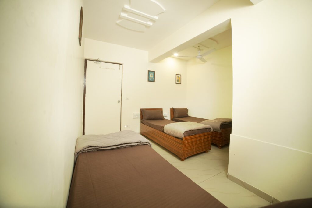 Smart Living Hostel