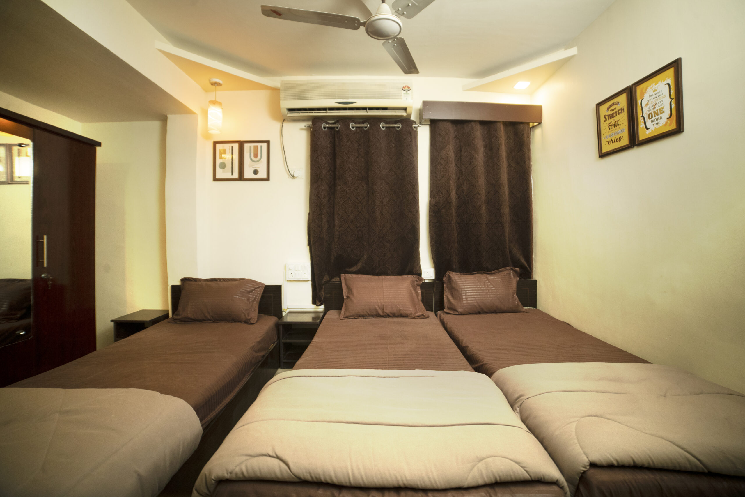 TOP BENEFITS OF LIVING IN A CO-LIVING SPACE FOR STUDENTS & PROFESSIONALS