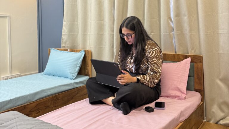 20251212_121316464_iOS